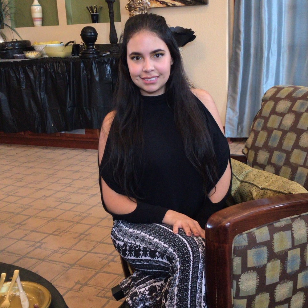 Meet your Posher, Nicole